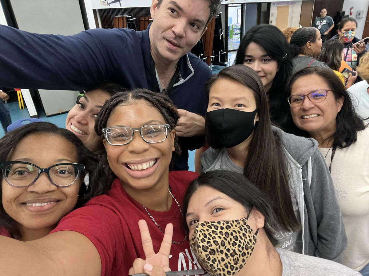 MsDuran_7's tweet photo. @KennedyCougs #SafariToSuccess #ExcellentOnPurpose @AliefISD https://t.co/JlGZP30o48