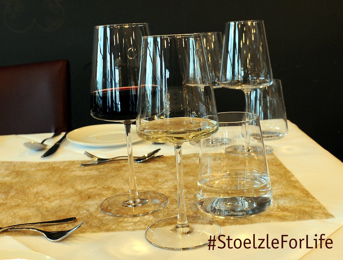 StolzleUSAGlass's tweet photo. Looking to make a statement with your #wineservice? Our #awardwinning POWER collection may be the perfect #wine glass to create those #specialmemories for your guests. Form. Function. Performance.
More smiles on more faces.
#BornInFire #StoelzleForLife
https://t.co/rzqFF854uU https://t.co/EzqRLhd0W8