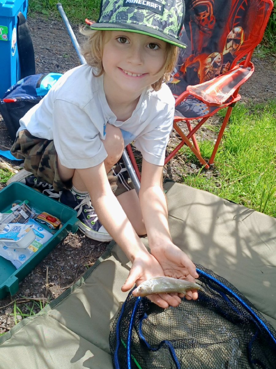 KieraAka's tweet photo. 6 years ago today my 2 &amp;1/2 year old little dude was diagnosed with Type one diabetes. What a roller coaster of highs and lows we've had. I'm so proud of how resilient and independent Noah is becoming, today we celebrated by horse riding and fishing.
#T1D #ASD #ADHD #PDA #SPD https://t.co/jGuTpSqdk1