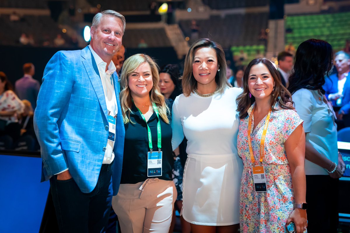 ashpearlman's tweet image. A few highlights from my 6th year at @Cisco 🎉 Still love where I work, what I do, and the amazing people I’ve met along the way. Excited for even more fun, learning, travel, and everything in between in Year 7! #Ciscoversary