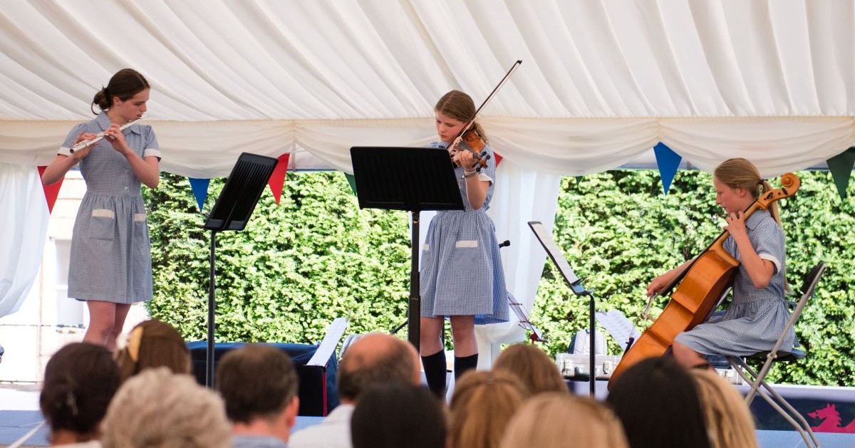 Sherborneprep's tweet image. At the end of the school term we celebrated the achievements of pupils across all year groups, said goodbye to our year 8's and bid farewell to some wonderful members of staff who have been an asset to us all here at the Prep.

#sherborneschools #sherborne #dorsetschools