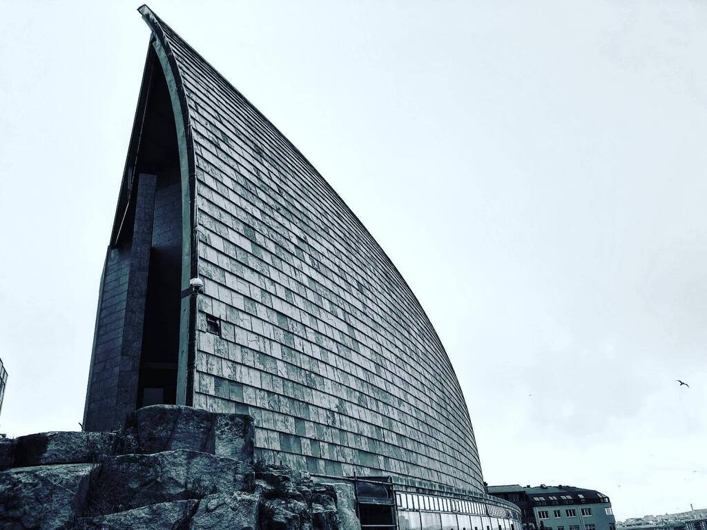 milcorunhas's tweet photo. A elegancia da #Domus.

#ACoruña #streetphotography #Coruña #Galicia #Galiza #city #urban  #Instagramphotographers  #picoftheday #corunna #lacorogne #acorunha https://t.co/gk9Z9CriQI https://t.co/lHUjKhOzyI