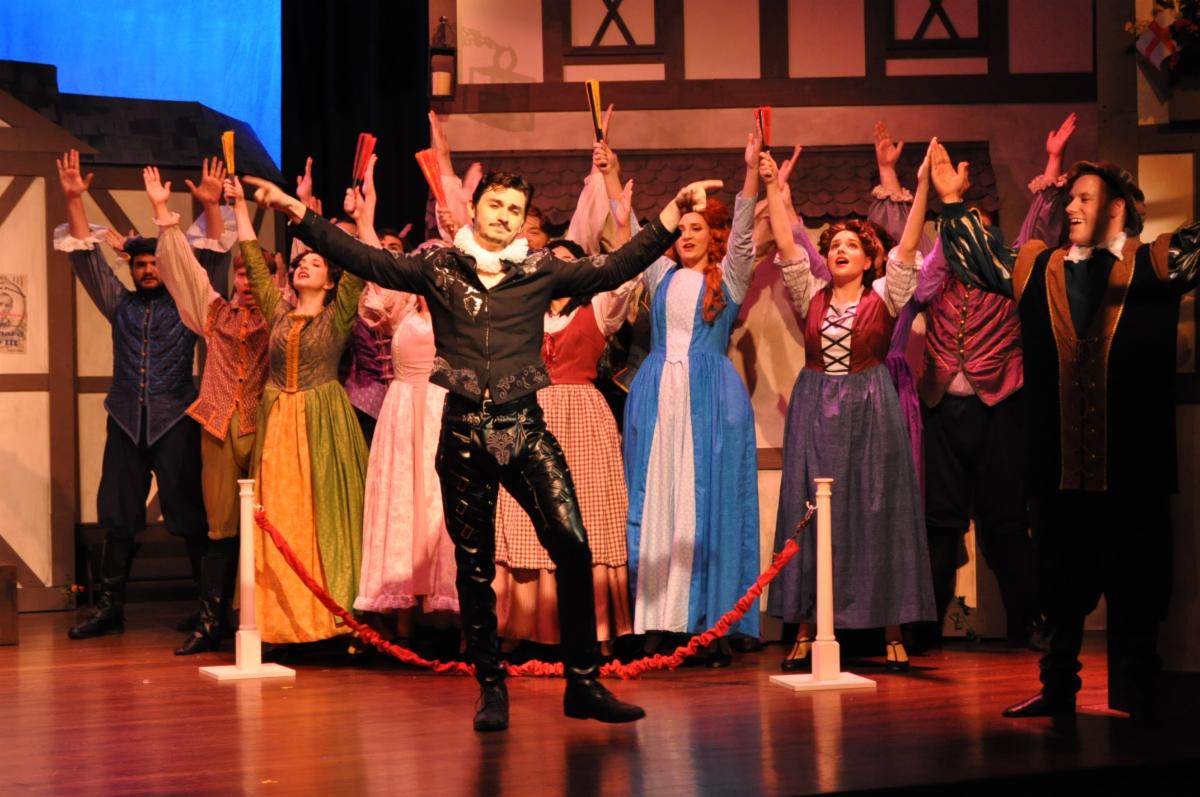 Meet Noah Mutterperl (Shakespeare) in LTA's Something Rotten! Playing the "rockstar" playwright has been Something Awesome! for Noah. Read all about it here: conta.cc/3zMFJGg