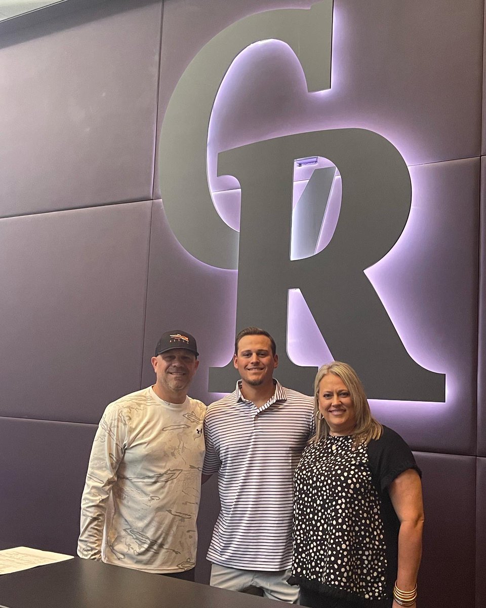 colestilwell's tweet photo. All glory to God! Thankful to be able to live out my childhood dream! Time to get to work @Rockies https://t.co/fToicmhluE