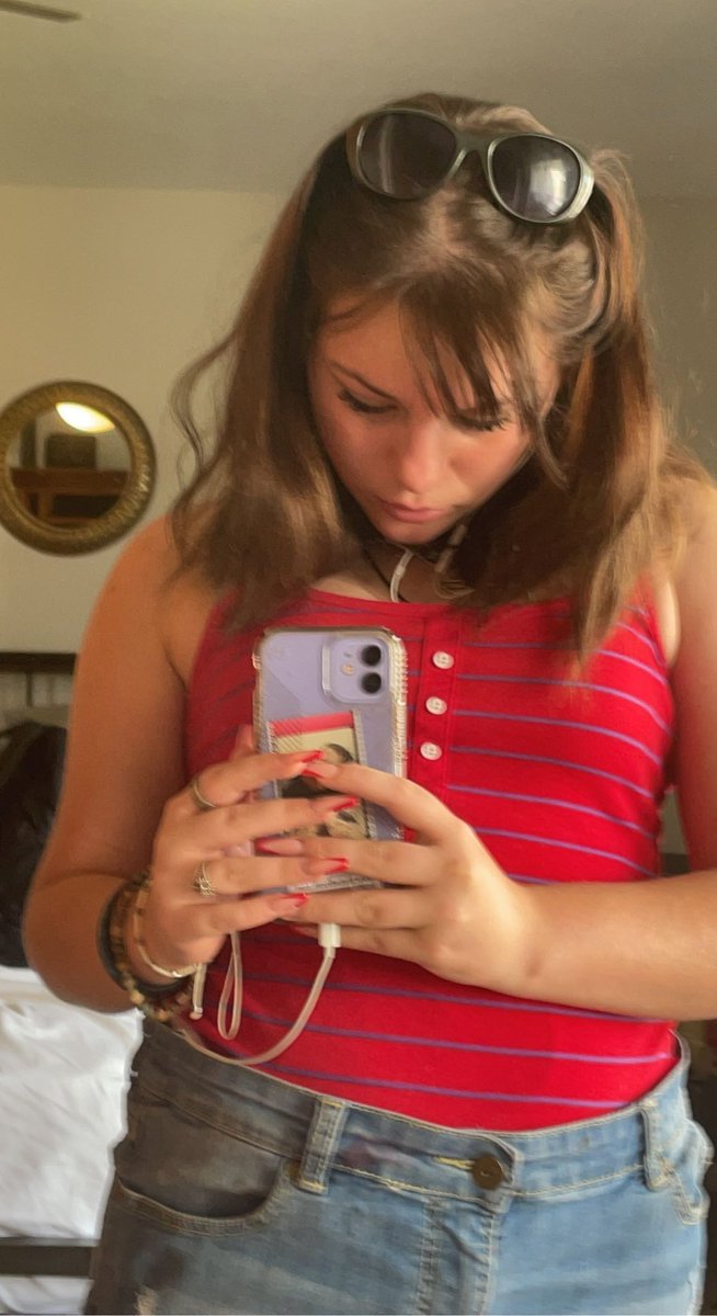 bellacjp27's tweet photo. Send your cashapp and I’ll request how much I want https://t.co/QlhRBmOCdB