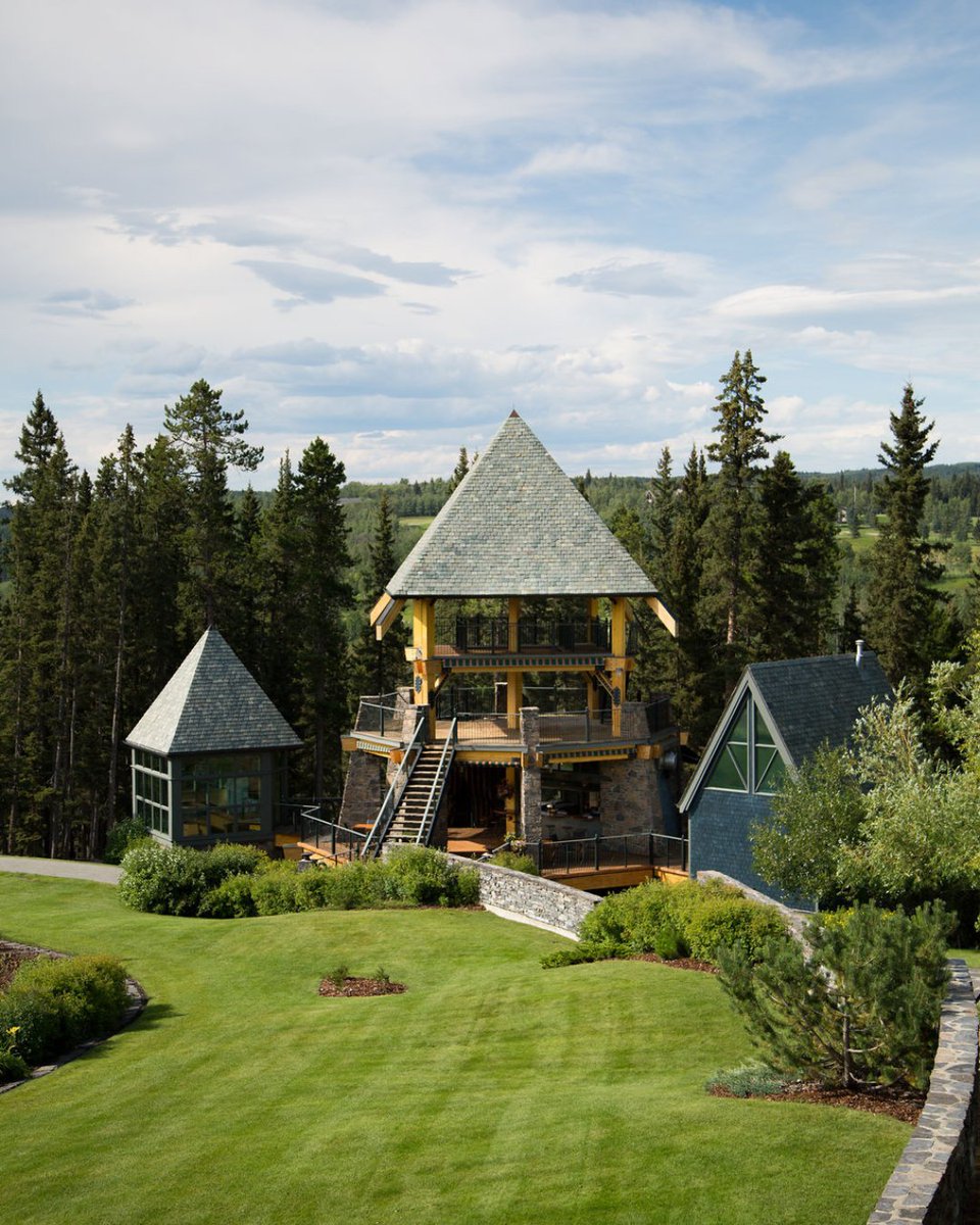 Ready for a beautiful week ahead! 

#atazuridge #azuridge #yycsummer #albertaskies #foothillscounty