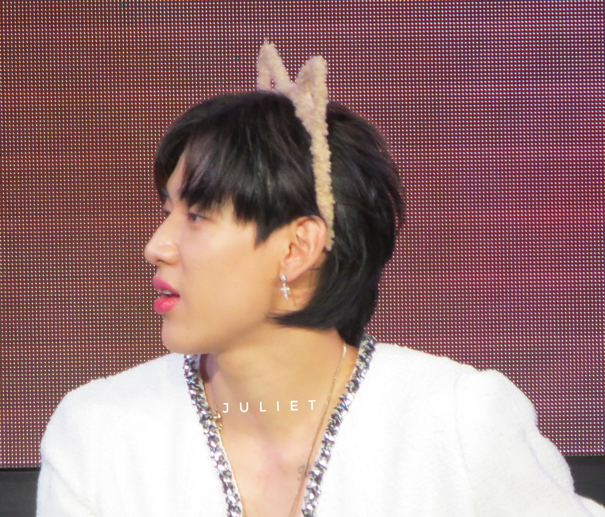 yhetcoolette's tweet photo. 📸 BAMBAM FAN SIGN EVENT AYALA MALLS MANILA BAY 7|28|22

@BamBam1A for the cute ang ferzown! 💚

#BamBam #BambamSorry #BamBamWeloveyou #GOT7 https://t.co/d10qjtFjFO