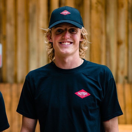 Skinnersbrewery's tweet photo. Get summer festival-ready with a Skinnerโs truckers cap and selection of t-shirts. Wherever you venture in Cornwall or beyond, youโll be one of the crew. https://t.co/Ponm41vxRC
#summerfestivals #festivalseason #summerincornwall #skinnersbeertribe #beermerch https://t.co/qwVbYbz5Az