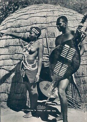 RealMzalaTom's tweet photo. 1. UKUBALEKISA/💕💕'DINGELANI NGAPHA' MARRIAGE PRACTICE OF THE NDEBELE PEOPLE OF ZIMBABWE 🇿🇼

This type of marriage was unconventional in nature as it was often associated with conflicts between a young lady and her family. Running away to another man was her only option! https://t.co/ejx30d8QAY