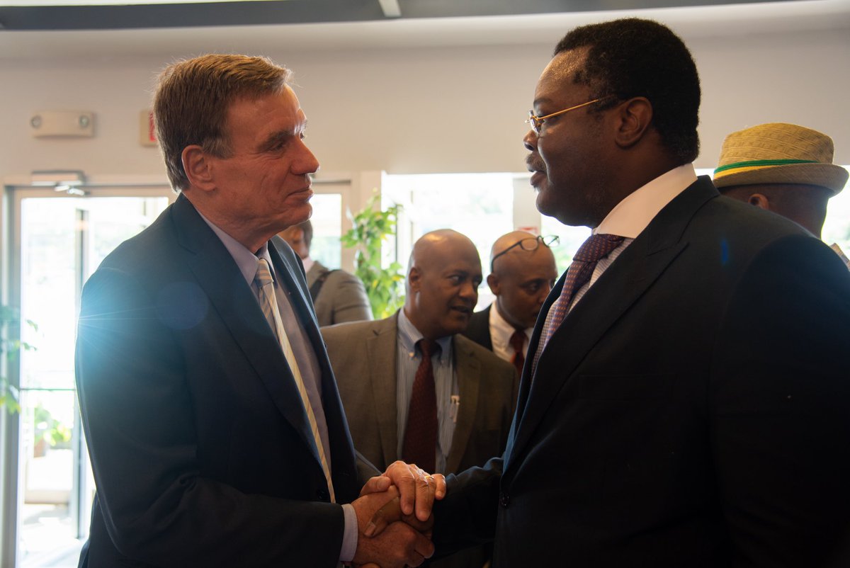 Mark Warner tweet media