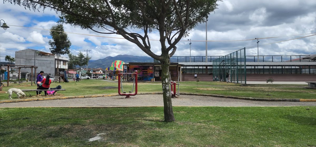 RicaurteGAD's tweet photo. @_REDInformativa Buenos días se comunica, que el parque Buena Esperanza se encuentra en excelentes condiciones después del festival que se desarrollo; adjuntamos las respectivas fotografías. https://t.co/a3w8ATCMl3