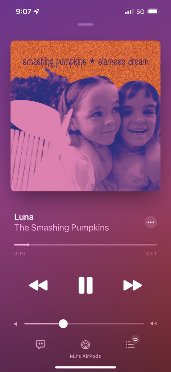LoQuik's tweet photo. If you need motivation on a Monday I recommend listening to the whole Siamese Dream album. https://t.co/dmRDdVmNyI