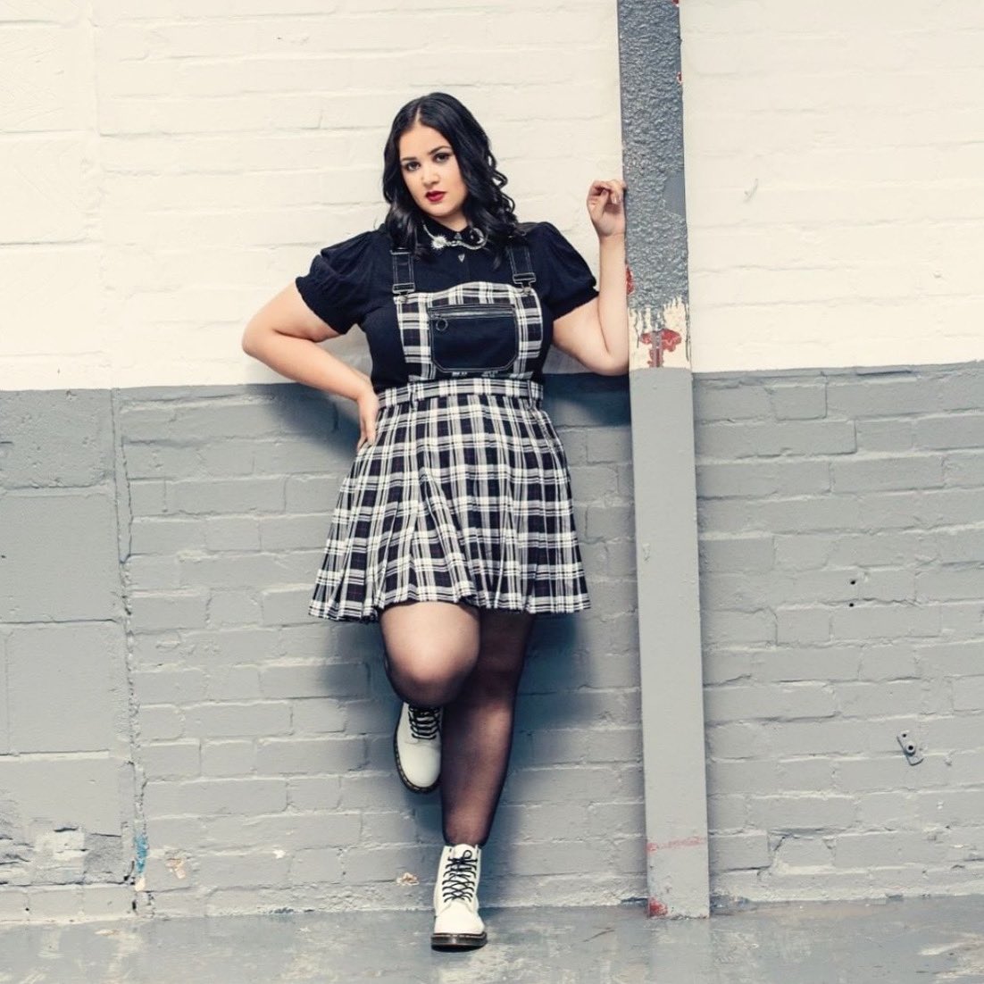 Powderpuff_Room's tweet photo. Who doesnβt love a @HellBunny Pinafore π° π€
πΈ @dottiephotos
HMUA #scarlettcherrybeauty
#hellbunny #hellbunnyplussize #plussizemodel #plussizefashion #plussizepinup #plussize #psblogger #model #ootd #photoshoot #blogger #vintage #vintagefashion #northamptonmodel #northampton https://t.co/LjgQfUGVbz