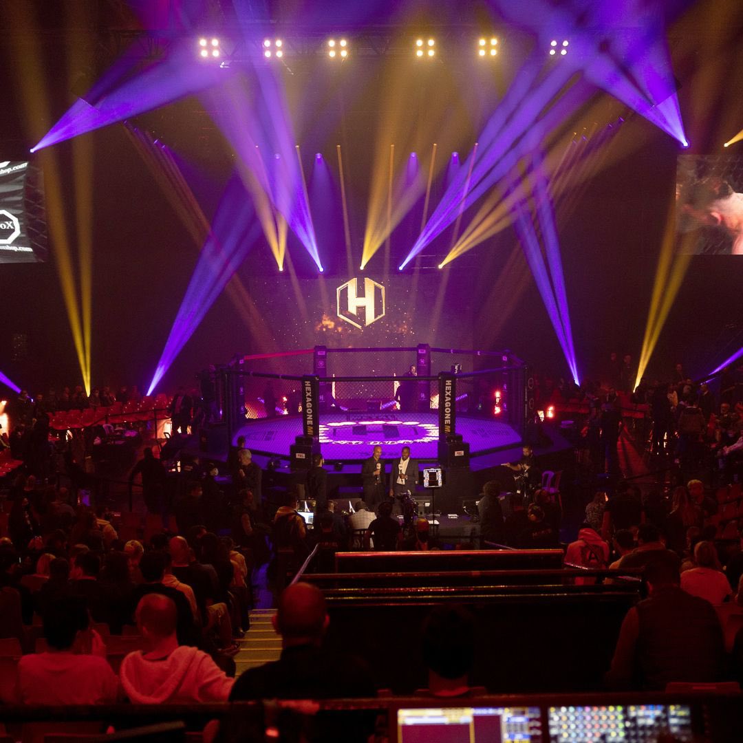 En attendant HEXAGONE MMA 4️⃣🔥

HEXAGONE MMA 1️⃣ a eu lieu au <a href="/ParisLaDefArena/">Paris La Défense Arena</a> le 09.07.2021. 

HEXAGONE MMA 2️⃣ a posé son octogone <a href="/Zenith_Paris/">Zénith Paris - La Villette</a> le 30.10.2021.

HEXAGONE MMA 3️⃣ a inauguré la @reimsarena le 26.02.2022. 

Rendez-vous à Dubaï le 28 août prochain ✅