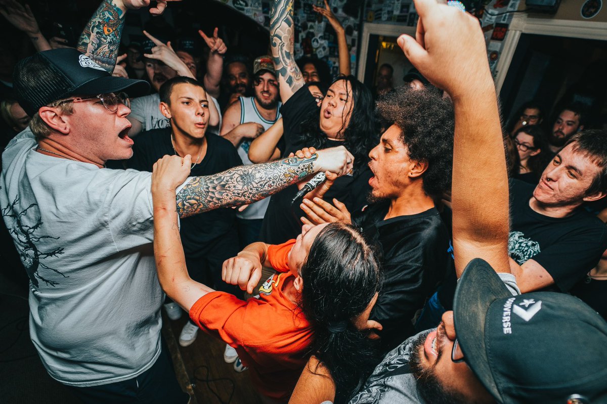 zanexdaniel's tweet image. All of my photos from Territory fest are up. Here’s a few of my favorites.
Link to full gallery here

flickr.com/gp/130276567@N…