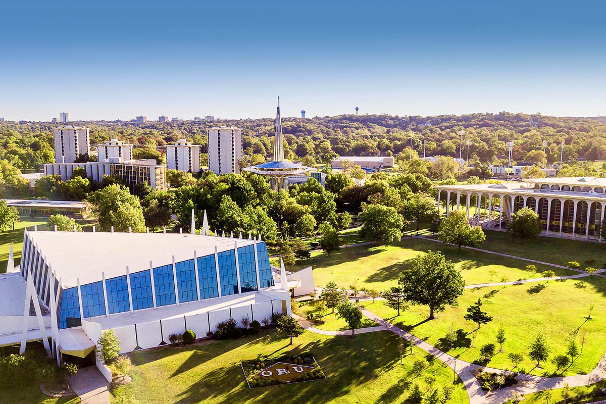 lorenzross20's tweet photo. It may not be Christmas morning, but it’s August 1st, which means it’s, one of the, most wonderful times of the year!! The @OralRobertsU school year almost here and we can’t wait to welcome new and current students to campus! #oRUNEXT #GoldenStandard https://t.co/rkElxujbZF