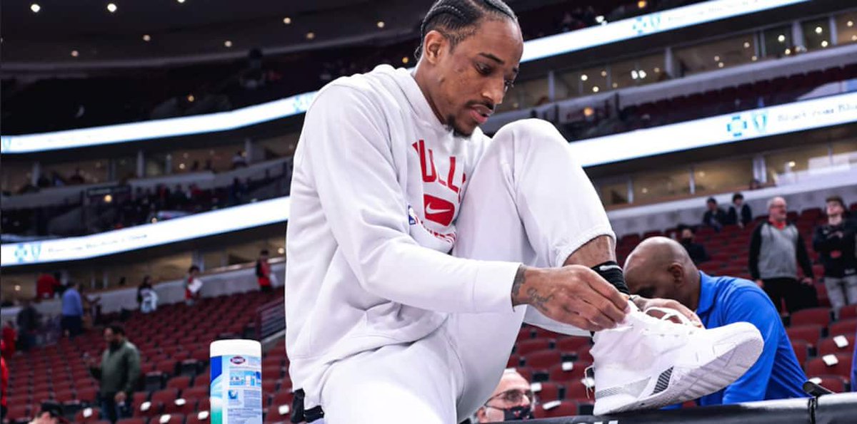 DeMar DeRozan Says He Has Officially Signed with the Bulls (UPDATE: Officially Official) - Bleacher Nation