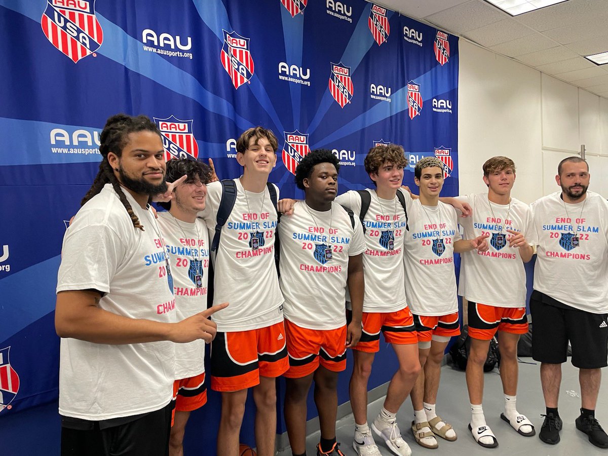 _CoachRoy's tweet image. Ended the summer right with a 🏅