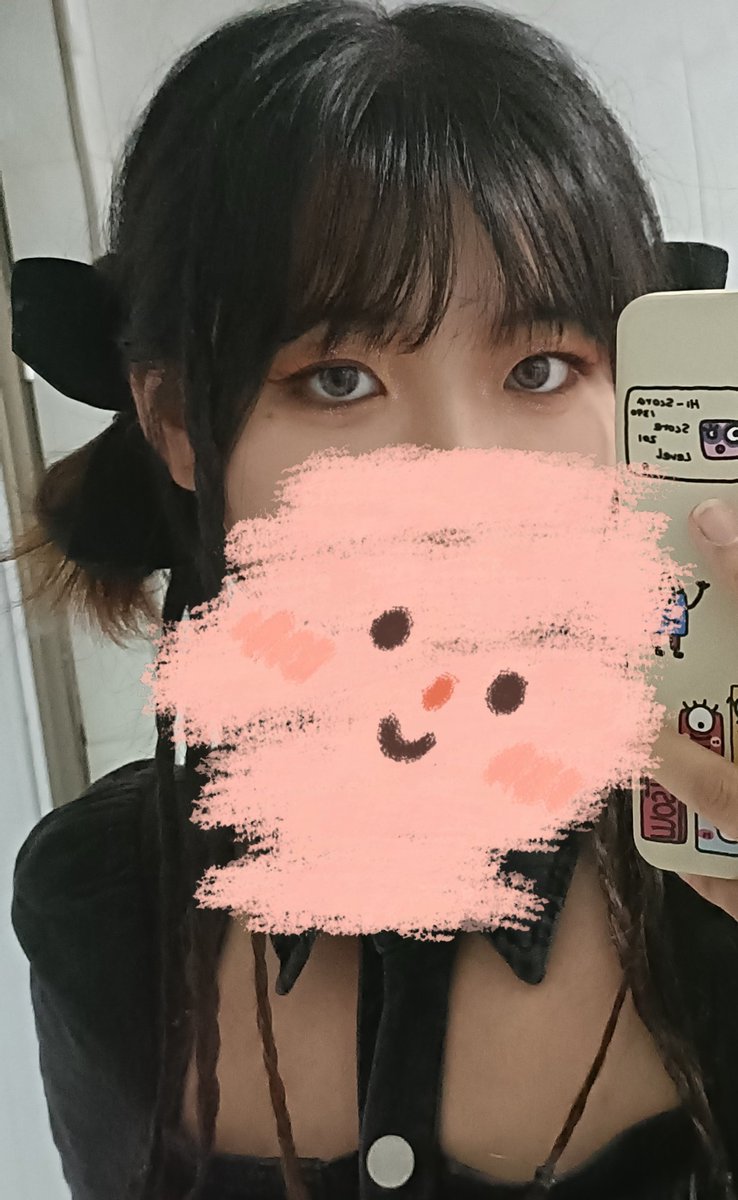 xiaochenbuaoye's tweet photo. 咱就是说，这个发型谁扎谁好看！ https://t.co/n2LbgqTGBY