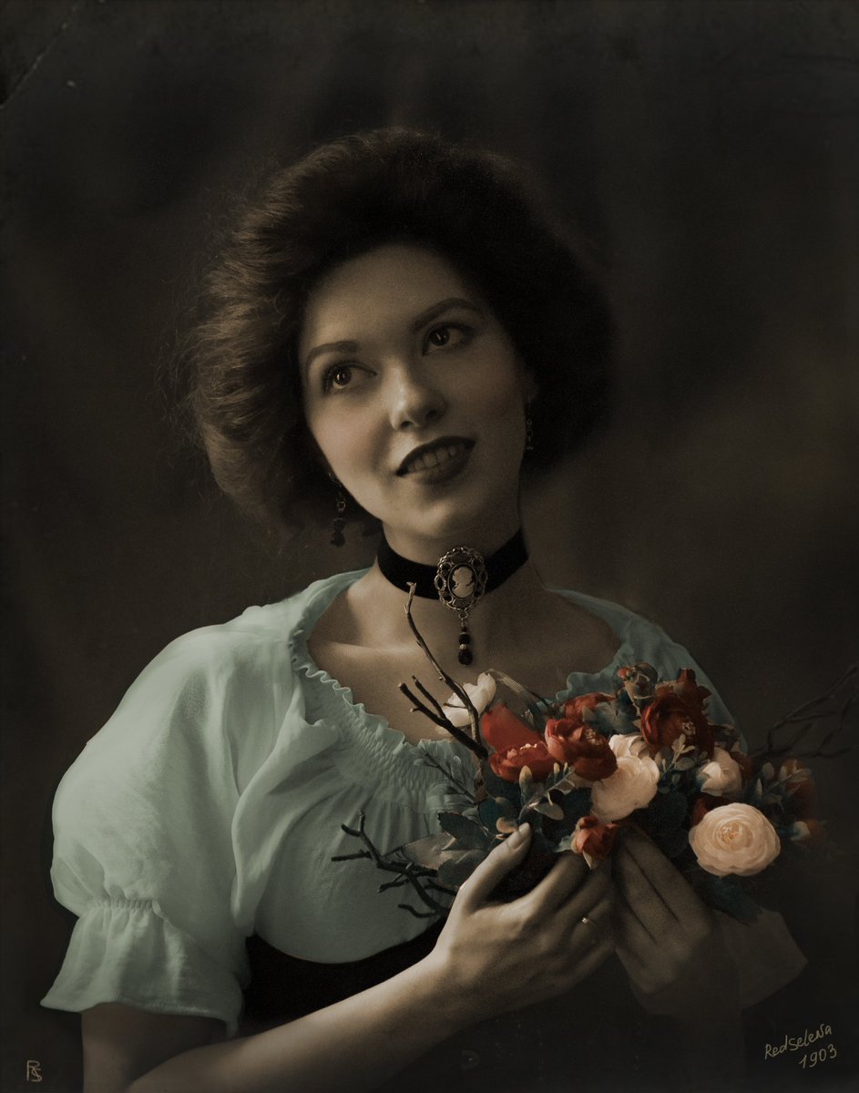 Thank you <a href="/TheDevilTez/">The Devil</a> for getting the first copy of my Edwardian Girl🤍

objkt.com/asset/KT1HSxMz…

#tez #tezoscommunity #tezosart #tezosnfts #tezos  #NFTCommmunity #objktcom