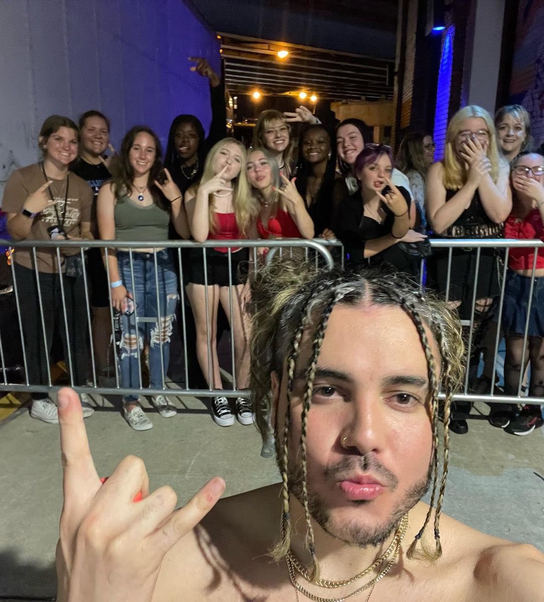 clinton is so pretty