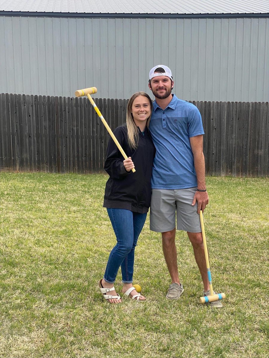 jaredcstaley's tweet photo. national gf day!!😍😍 i love you so much babe!! 😘 https://t.co/rMs6opjT1T