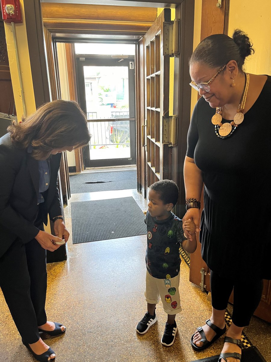 ECSeniorSvcs's tweet photo. ECSS is honored to provide information and assistance at the Resource Council to the community impacted by the tragic events on May 14th. Governor Kathy Hochul stopped by to thank us for our work. We thank her for the recognition and will continue working hard!! https://t.co/YdKx48VHur