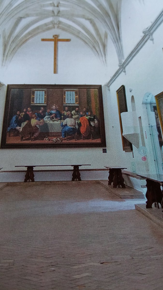 EditNuevoInicio's tweet photo. "Sólo se comía en comunidad los domingos y los días festivos. El resto de las jornadas alguno de los hermanos repartía la comida por las celdas con el mayor sigilo".
El #refectorio en "La Cartuja de Granada". https://t.co/sGcNuhNbxE