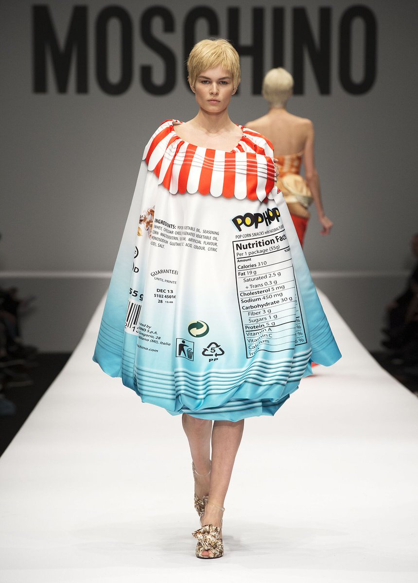 Fadhlaoui2's tweet photo. #BottleInArt 2014 #Moschino-by- #JeremyScott https://t.co/MHJMHvqLTv