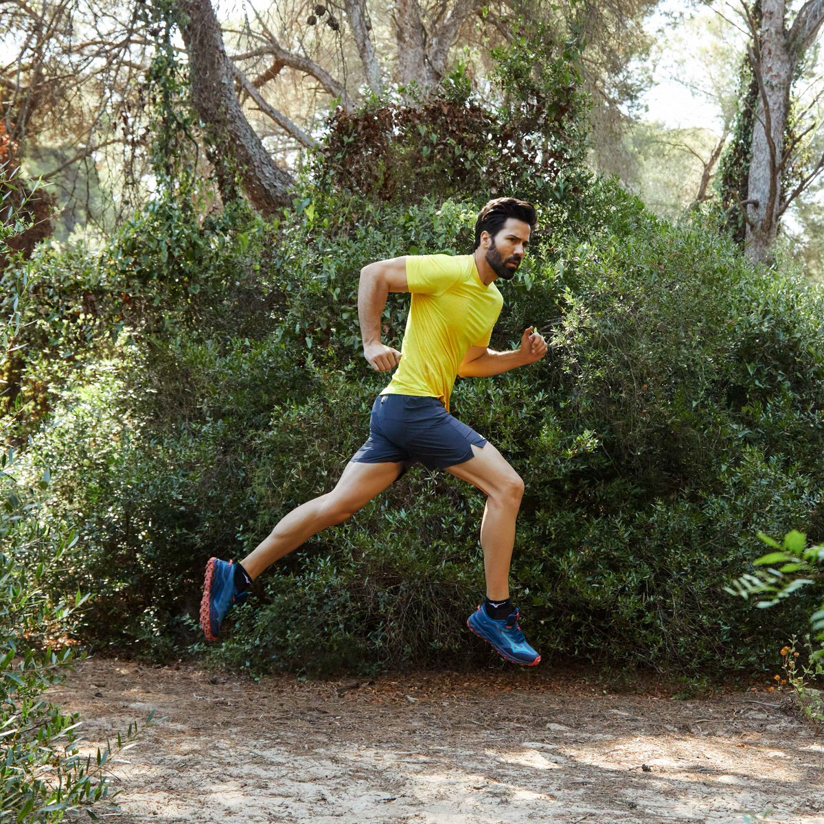 La polivalencia llevada a la montaña ⛰

La Wave Daichi 7 se adapta a cualquier terreno gracias al agarre y la tracción que proporciona su suela Michelin 🏃 

#Mizuno #TrailRunning #MizunoTrailRunning #WaveDaichi7