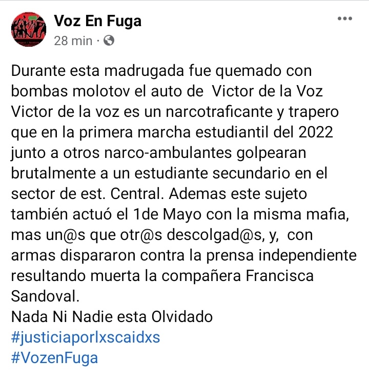 mutante321's tweet photo. Esta madrugada fue quemado con bombas molotov el auto de Victor de la Voz Victor de la voz, narcotraficante y trapero que actuó el 1 de Mayo con armas dispararon contra la prensa independiente resultando muerta #FranciscaSandoval.
Via #VozenFuga https://t.co/Ip0kviYxwf
#Temuco https://t.co/v5YuzPwEoD