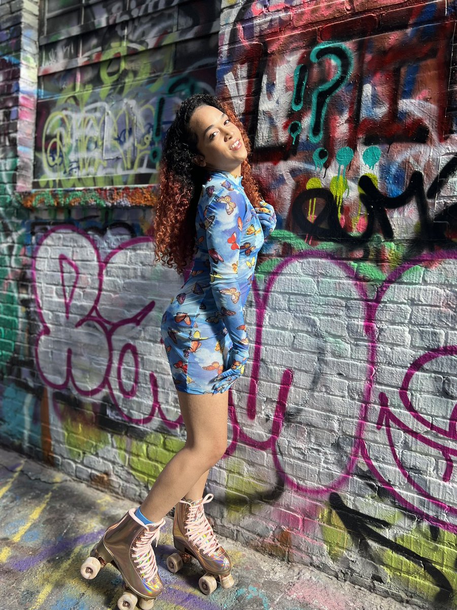 _catpackattack's tweet image. Morning photoshoot🦋✨