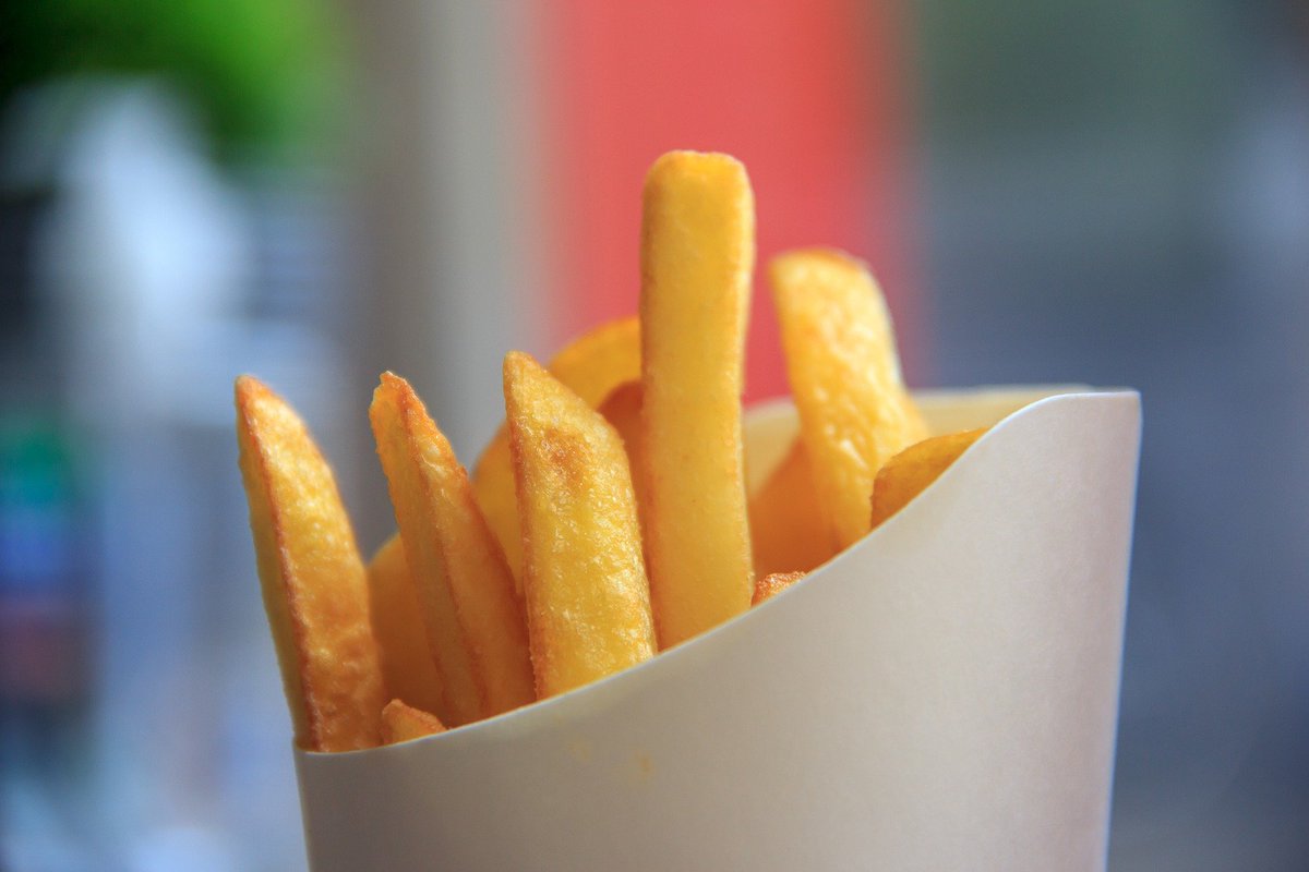 SpaBeer's tweet photo. It's French Fries Day! Take the opportunity to eat your fries with a cold beer, perhaps to try our Baptist beer in our spa! 🍺
▶️https://t.co/ycolVk7dw1
#frenchfries #frites #paquet #belgian #brussels #igersbrussels #visitbrussels #goodbeerspa #spa #wellness #enjoy https://t.co/eKrus8eYpe