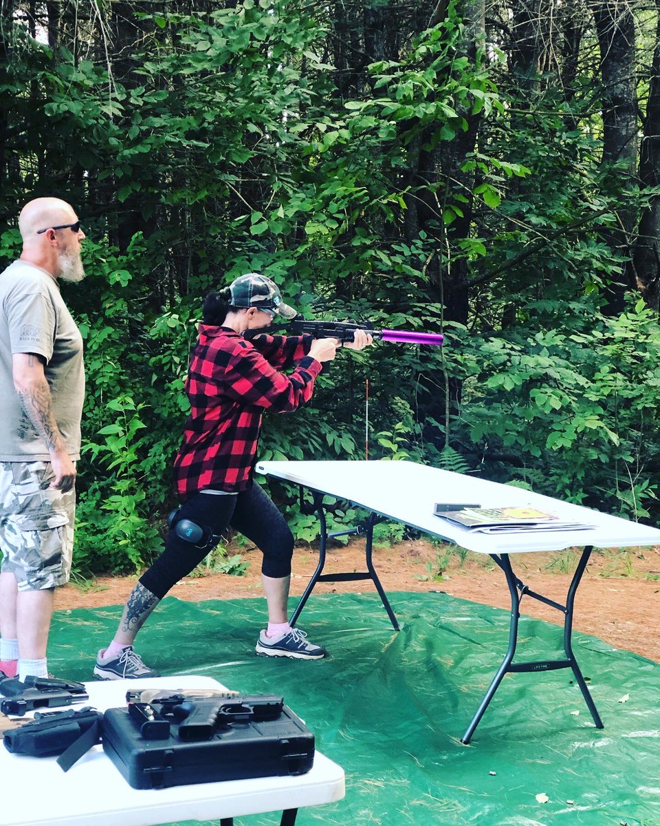 chylynn1026's tweet photo. Big girl toys #womenwhoshoot #badassgirl #livingmybestlife #mainewomenrock https://t.co/vBaYSun8iY