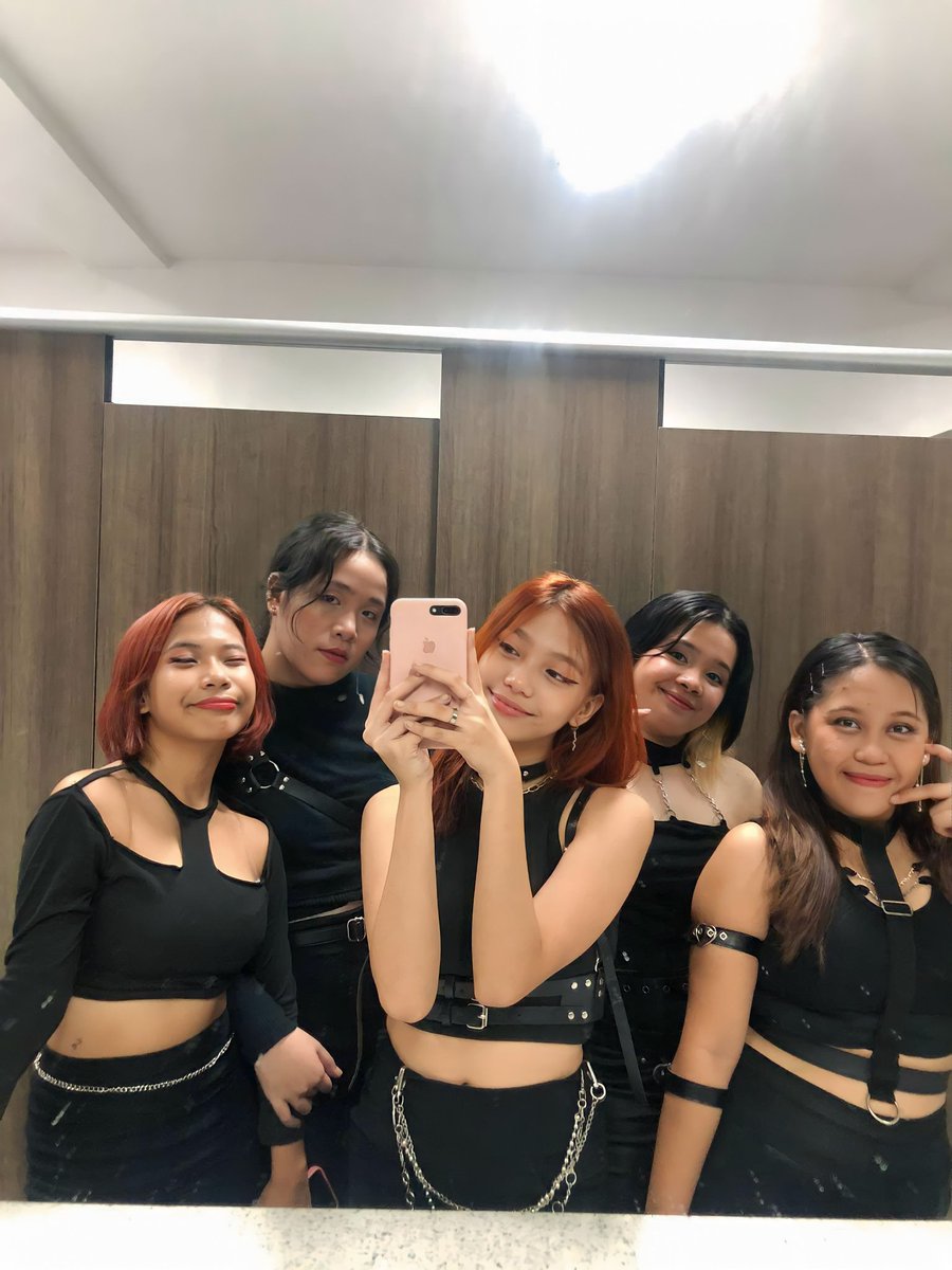 ph_crimson's tweet photo. Yesterday at #KInsight. Thank you to all who cheered and supported us <3
#ITZY #MIDZY https://t.co/yXDd1Jg0hk