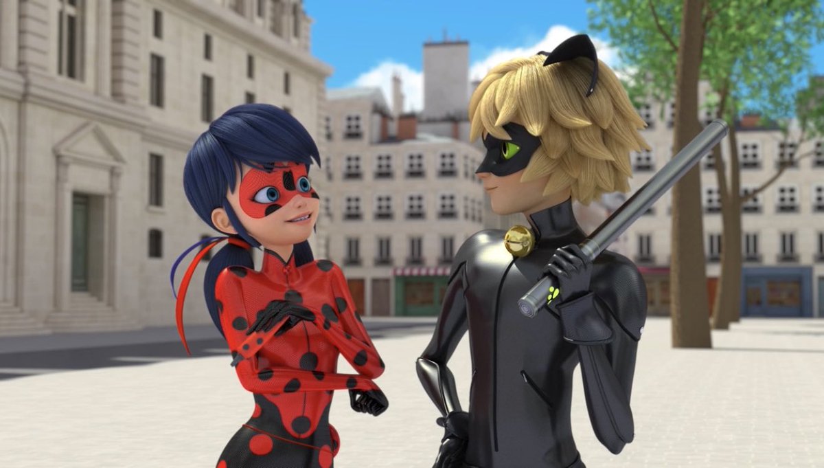 ladxnoirq's tweet image. this is adrien and marinette, and they’re paris’ crime fighting best superhero duo. just a reminder!!