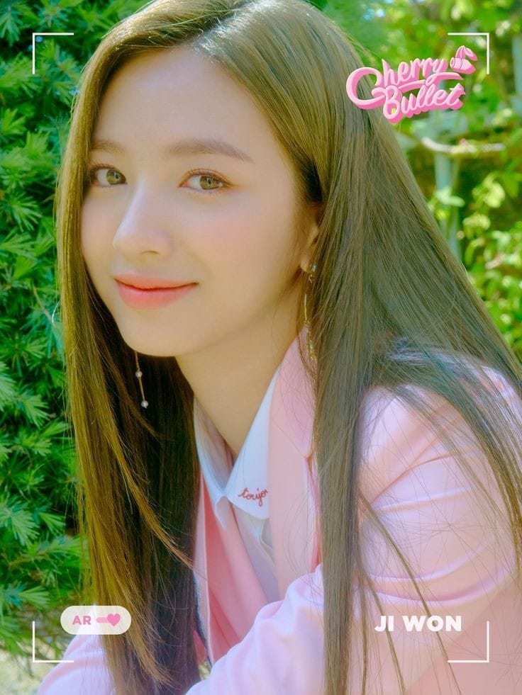 VanillaOfc's tweet photo. VANILLA (바닐라) MINNIE - @minnienpop

PHOTO CONCEPT
08.08.2022 - 8PM

#VANILLA #바닐라 #npop https://t.co/RSQunyED2E