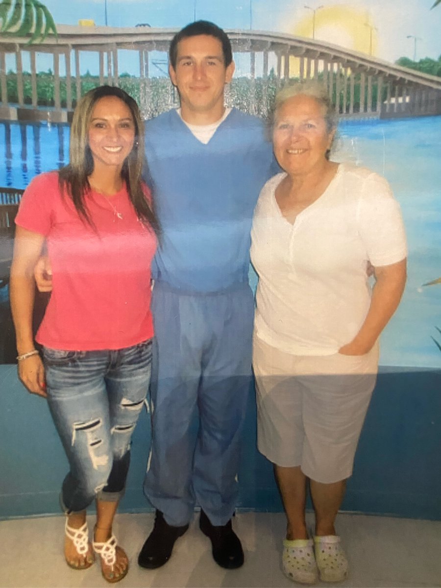 1st they made it unaffordable to call,then they stopped birthday cards & handwritten letters,now 
@FL_Corrections is coming for our visits.Counterintuitive to healing & rehabbing.Not good for families,not good for public safety! #VisitsMatter @florida_cares @WESH @Fla_Pol @wjxt4