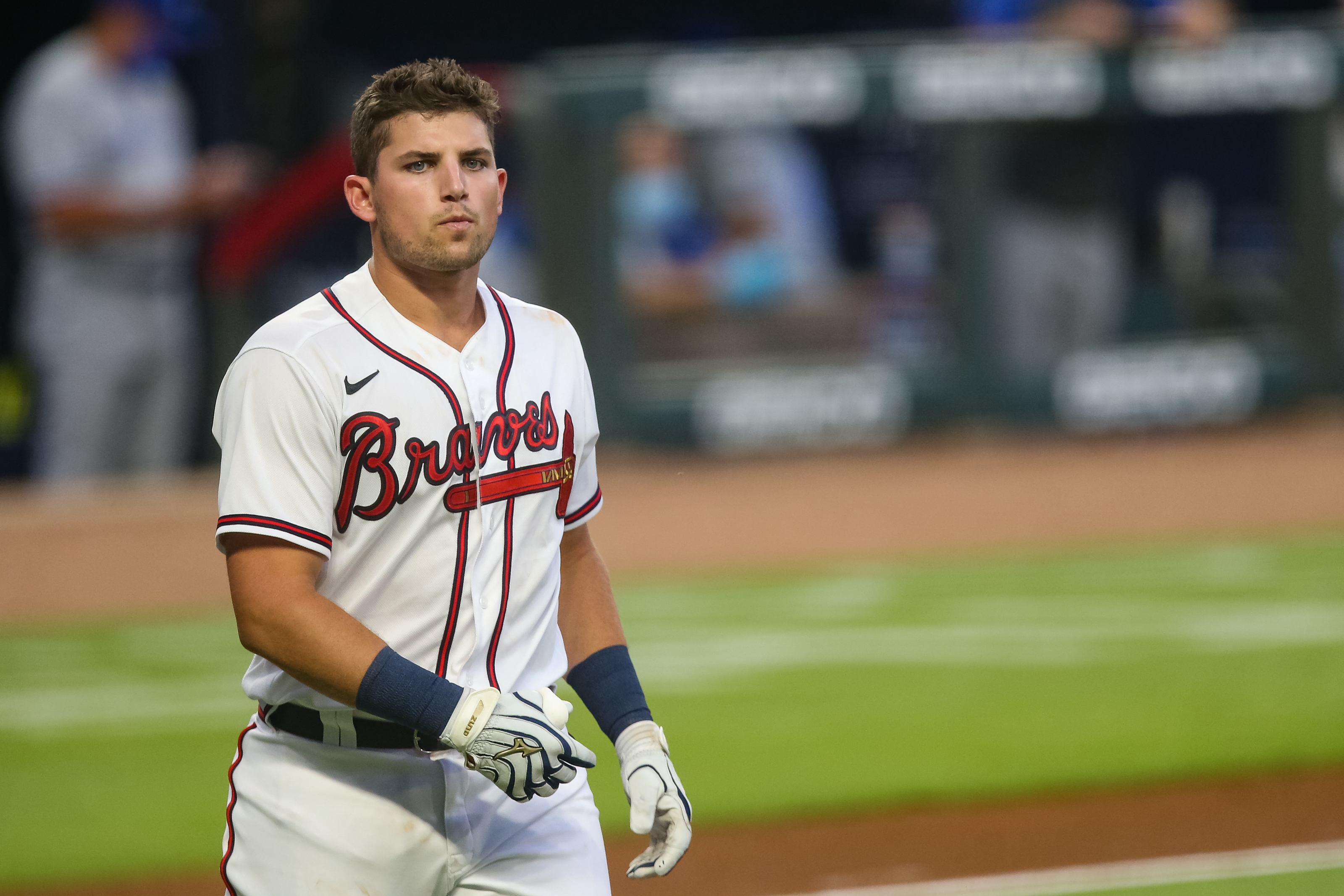 Braves, Austin Riley agree to 10-year, $212 million extension, giving him  largest contract in team history 