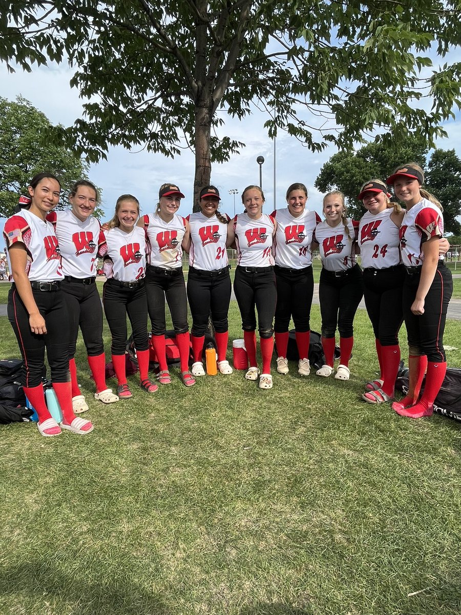 Sad to see my season end with the WI Bandits at the NAFA Northern Nationals. We placed 7th out of 113 teams. I’m going to miss all my teammates and coaches. We battled hard and have so much to be proud of. My stats for this tournament: .538BA, 5RBI, 3R, 7H, 2B, 2 3B.