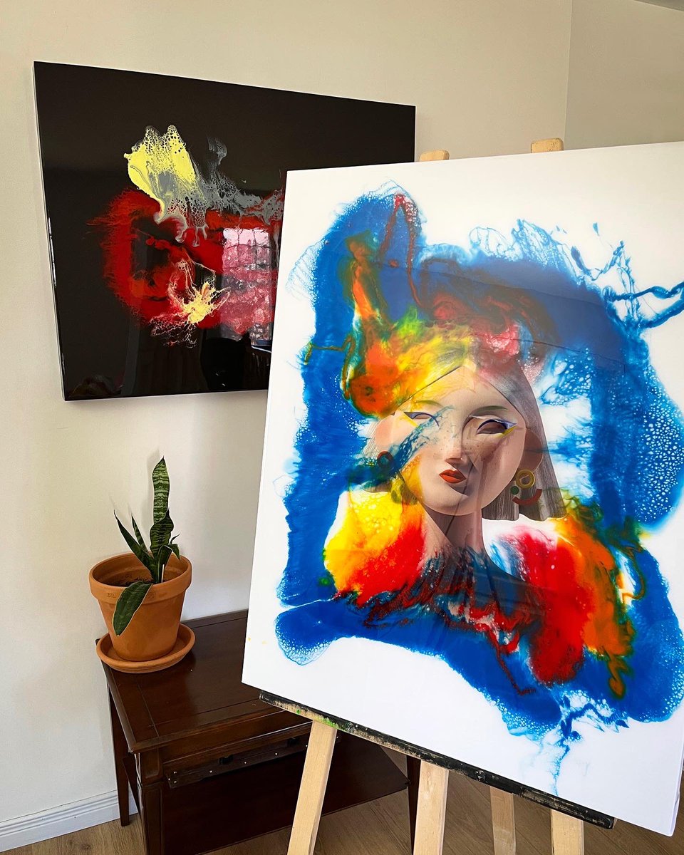 bakuartiste's tweet image. Dahlia 🌙 
@LisaODT x baku
-
Definitely one of our favourite artworks of this year.