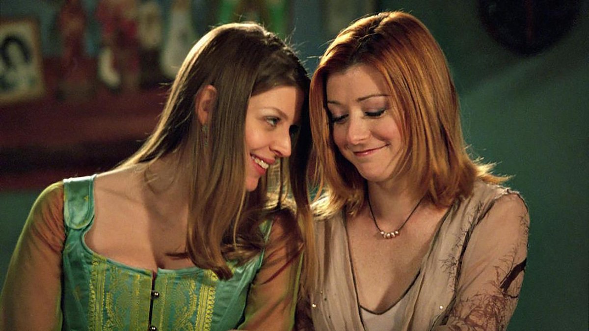 btvsarchive's tweet photo. happy girlfriends day! https://t.co/f9RZ9Ec9ZV