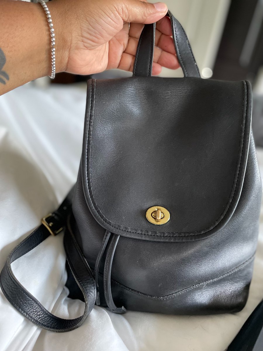 carlaconroy's tweet photo. My bag of the day. @coach leather backpack. One of my FAVORITE bags. It’s held up so well. #coachbackpack #photojournal #idocument #bagoftheday https://t.co/hFBuXJH5lh