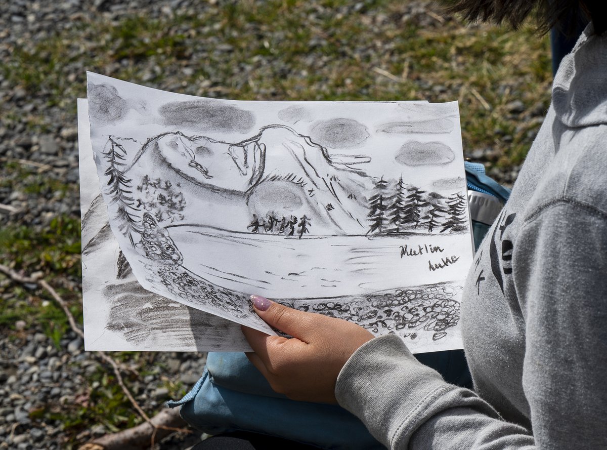 YukonArtsCentre's tweet photo. Artist Tyson Isted gave a drawing workshop using charcoal sticks made in a campfire at Kathleen Lake in Kluane National Park on July 30 as part of his Yukon Arts Centre's and Parks Canada Yukon's Kluane artist residency. Photos by Mike Thomas. #charcoaldrawing #kluane #campfire https://t.co/nJbjxJQ5Uy