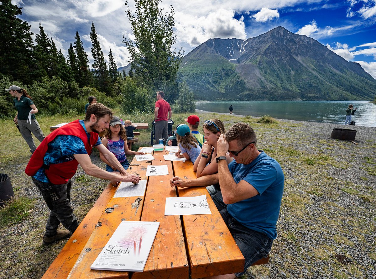 YukonArtsCentre's tweet photo. Artist Tyson Isted gave a drawing workshop using charcoal sticks made in a campfire at Kathleen Lake in Kluane National Park on July 30 as part of his Yukon Arts Centre's and Parks Canada Yukon's Kluane artist residency. Photos by Mike Thomas. #charcoaldrawing #kluane #campfire https://t.co/nJbjxJQ5Uy