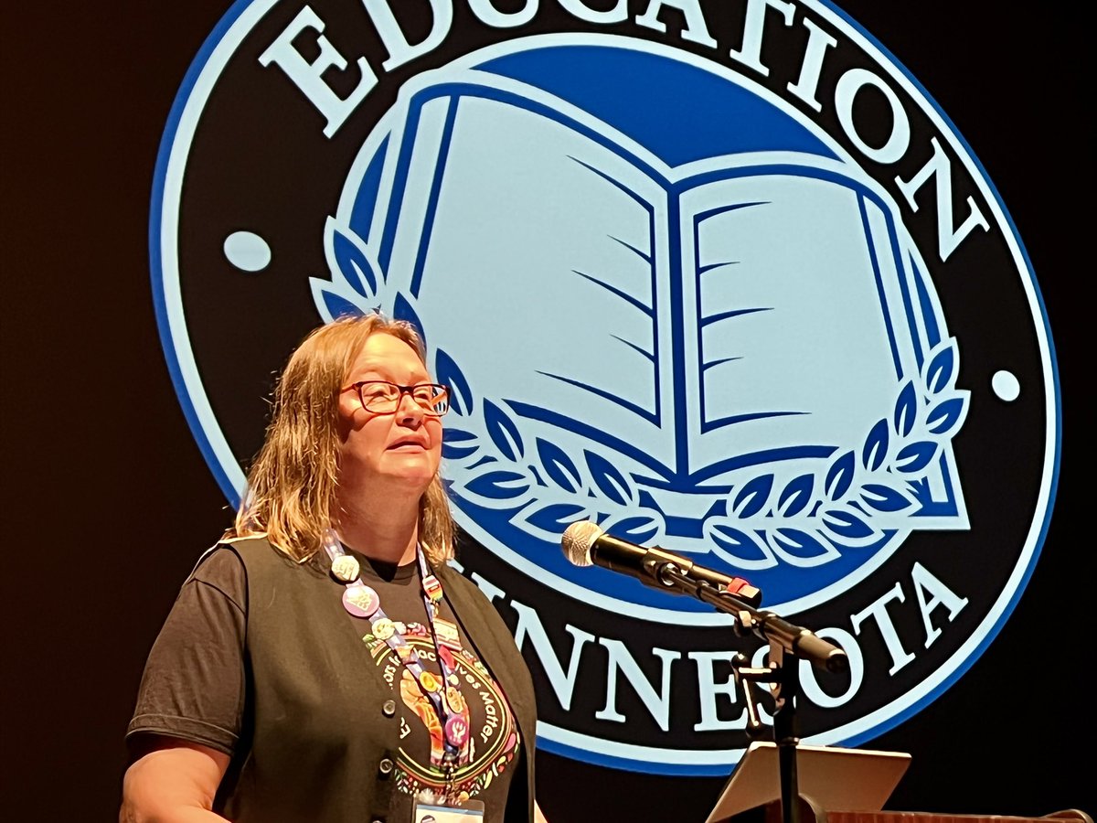 EducationMN's tweet photo. Today, we're honoring the winners of our four annual awards. We start with Education Minnesota's highest honor -- the Peterson-Schaubach Award. Congratulations to @SPFE28 education support professional Ellen Olsen! #sumsem #weareedmn #rESPect https://t.co/ZgQ0Z4iqdv