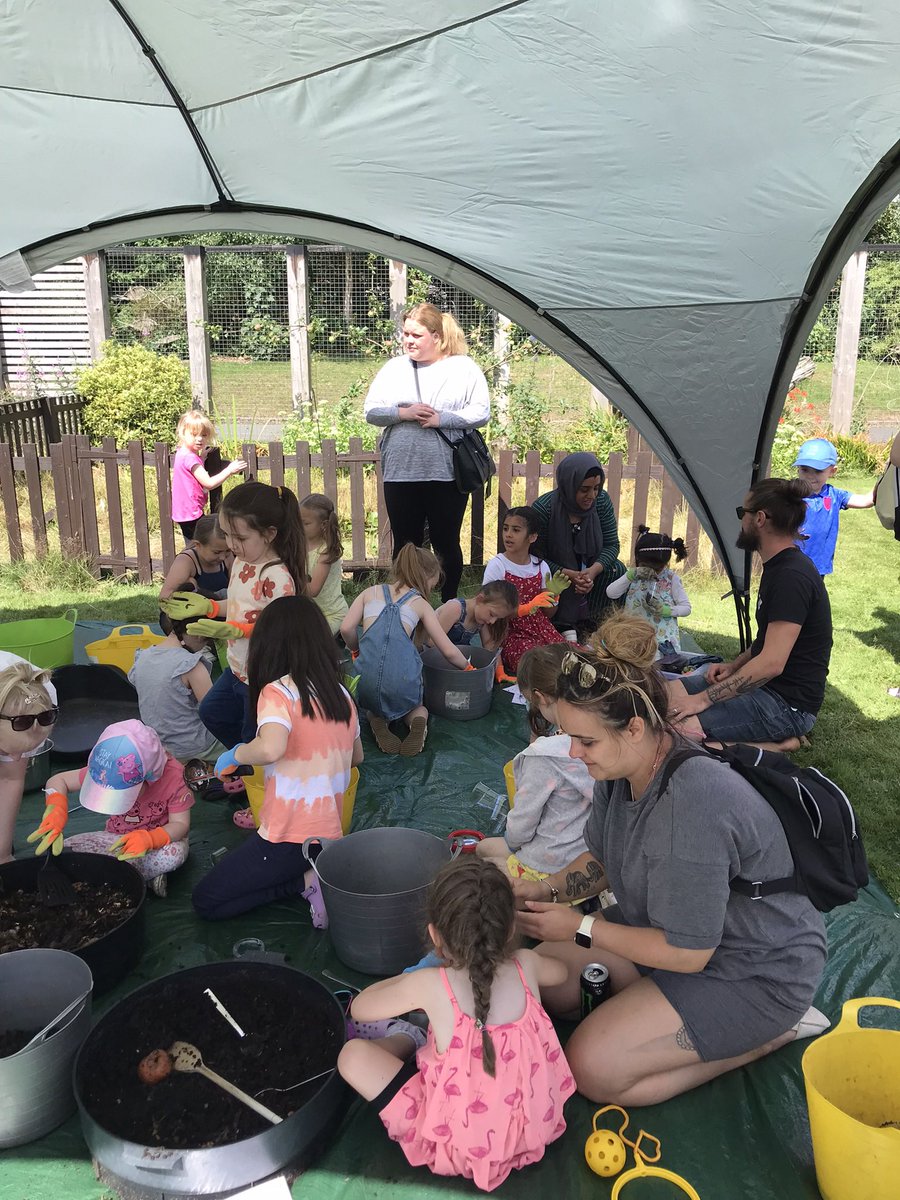 bossy_64's tweet photo. @VegIntPark fantastic 1st holiday session @VegintParkthanks to @Northern_LilyGM https://t.co/Wjke82JFJM