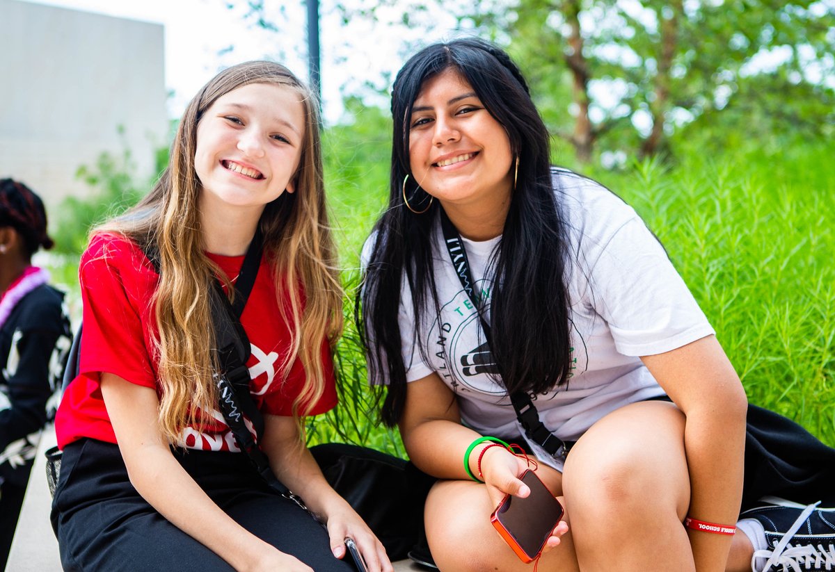 Building friendships is an important part of summer learning! Social relationships can improve kids' mental health &amp; help them thrive. <a href="/summerlearning/">summerlearning</a> has other ways to help students learning during the summer: summerlearning.org/knowledge-cent… #MondayMotivation