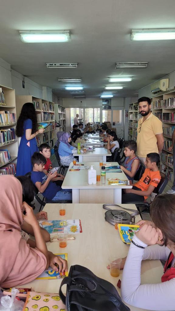 Seyhan Kaymakamlığı koordinasyonunda; Seyhan Halk Eğitim Merkezinde eğitim alan öğrenciler, Yusuf Fırat Kotan İlçe Halk Kütüphanesinde,  “Kütüphane Yaz Programı” kapsamında çeşitli etkinlikler gerçekleştirdiler.