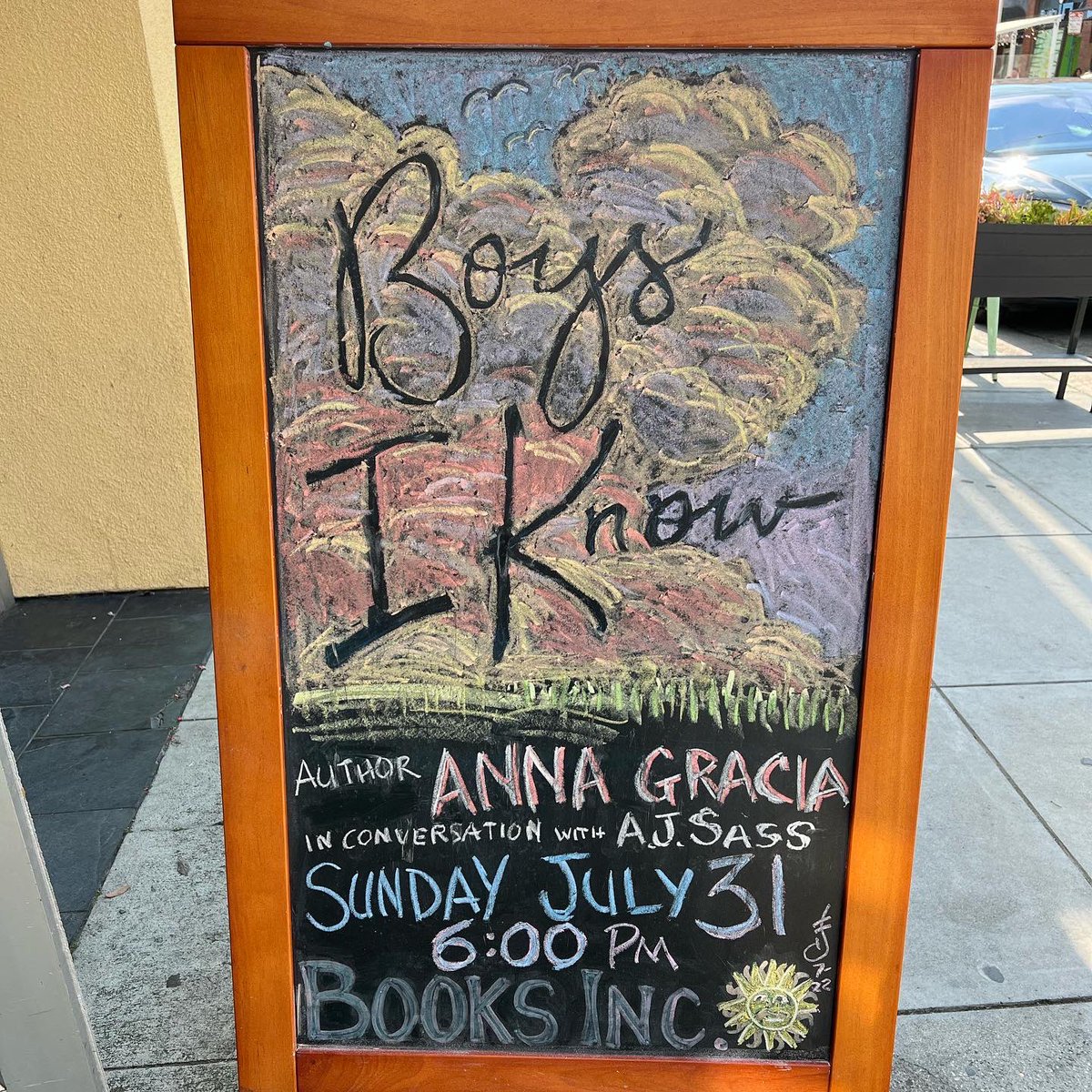matokah's tweet photo. What a lovely event at @YAatBooksInc in San Francisco to celebrate the release of @GrahSeeYa’s debut novel, Boys I Know, last night. If you haven’t read this sex-positive story about a high school senior navigating relationships and her cultural heritage yet, get on it! https://t.co/qigbfrhKXS